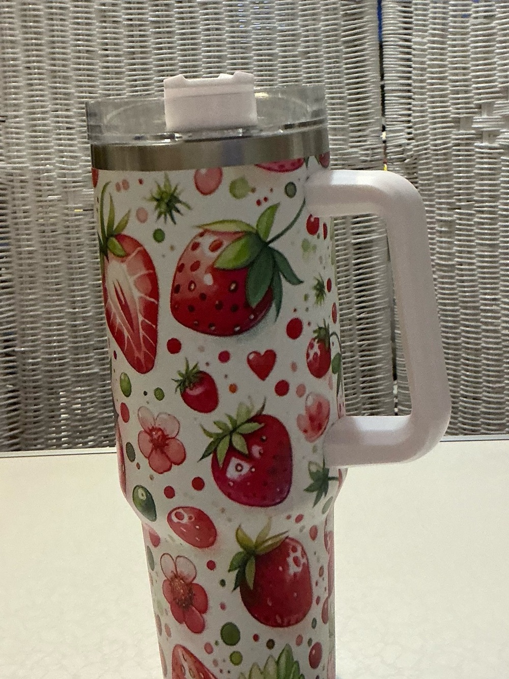 40 Oz. Strawberry Pattern Insulated Travel Mug with Handle White/Red - Picture 2 of 7